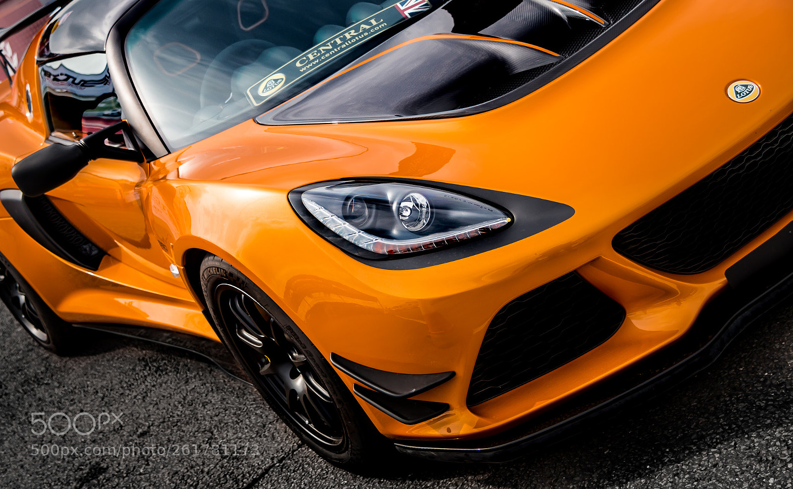 Canon EOS 70D sample photo. Automotive photography