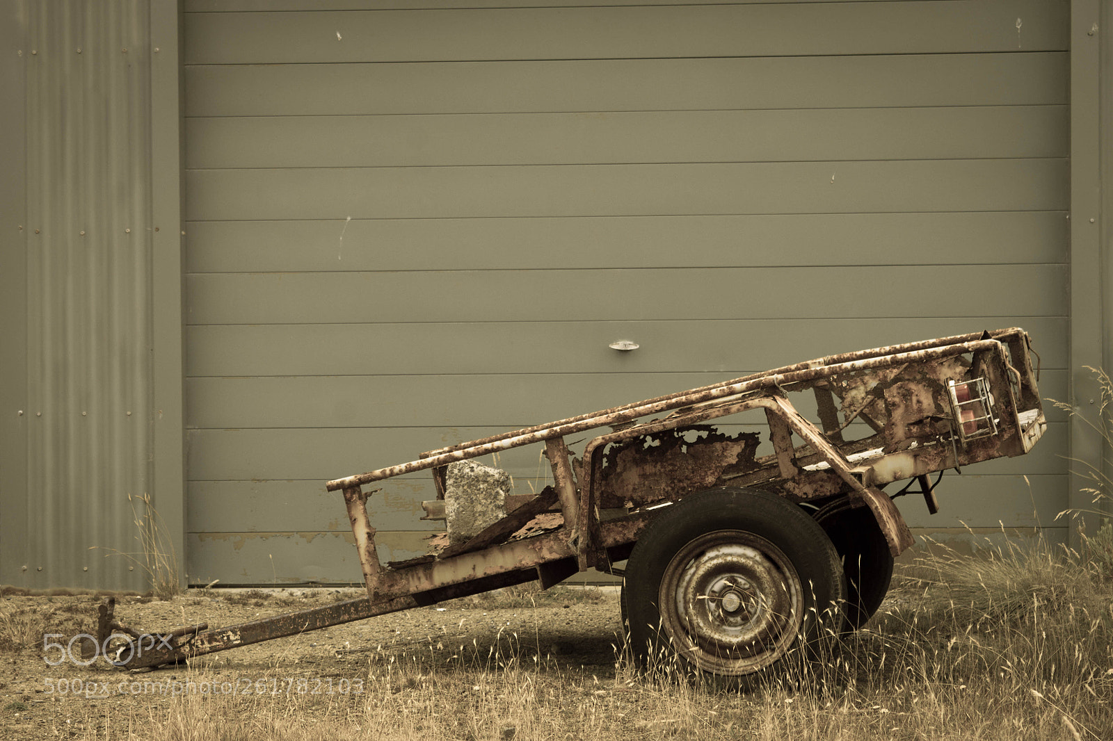 Canon EOS 1100D (EOS Rebel T3 / EOS Kiss X50) sample photo. Old rustic photography