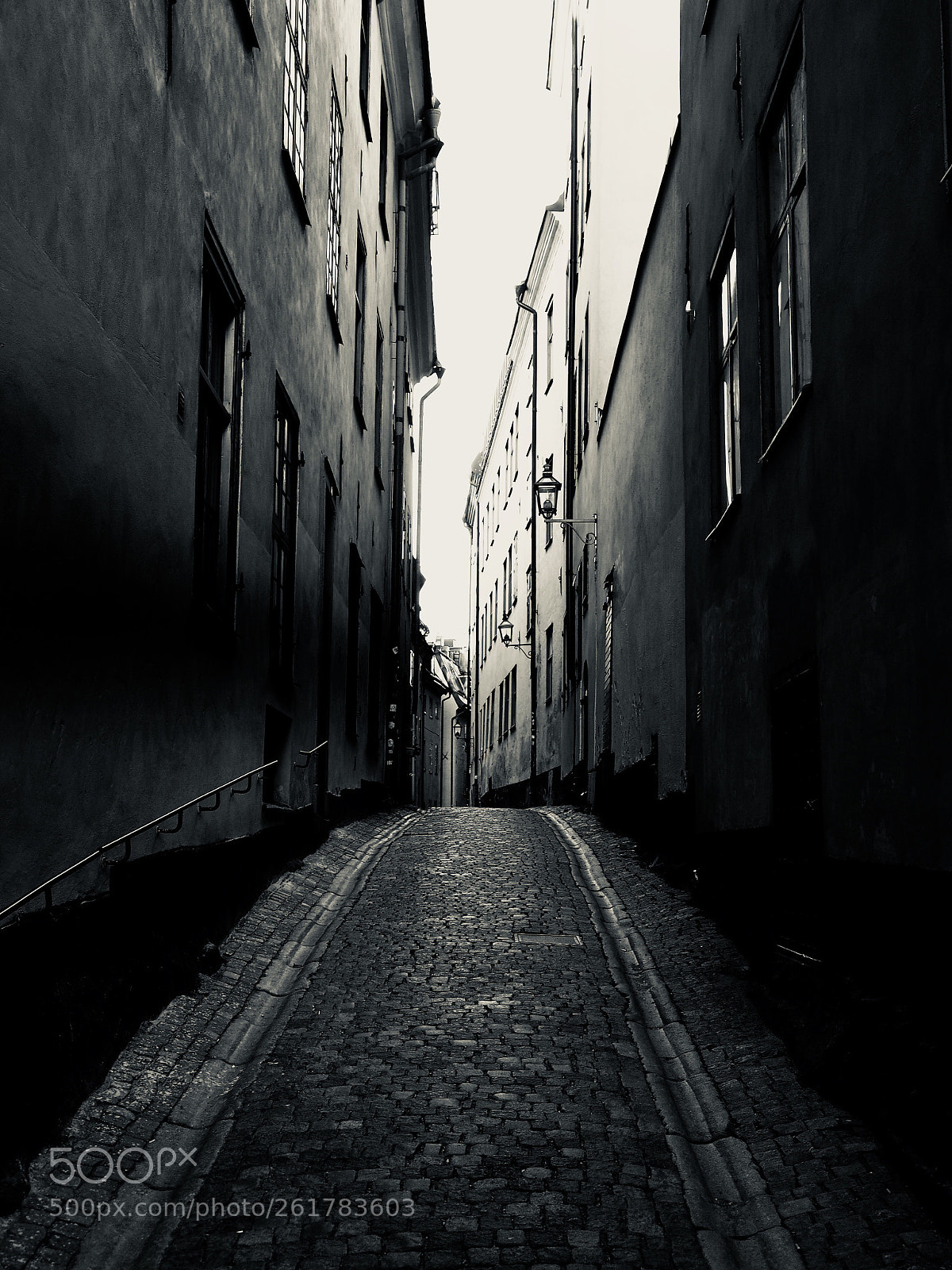 Olympus OM-D E-M5 sample photo. The old city photography