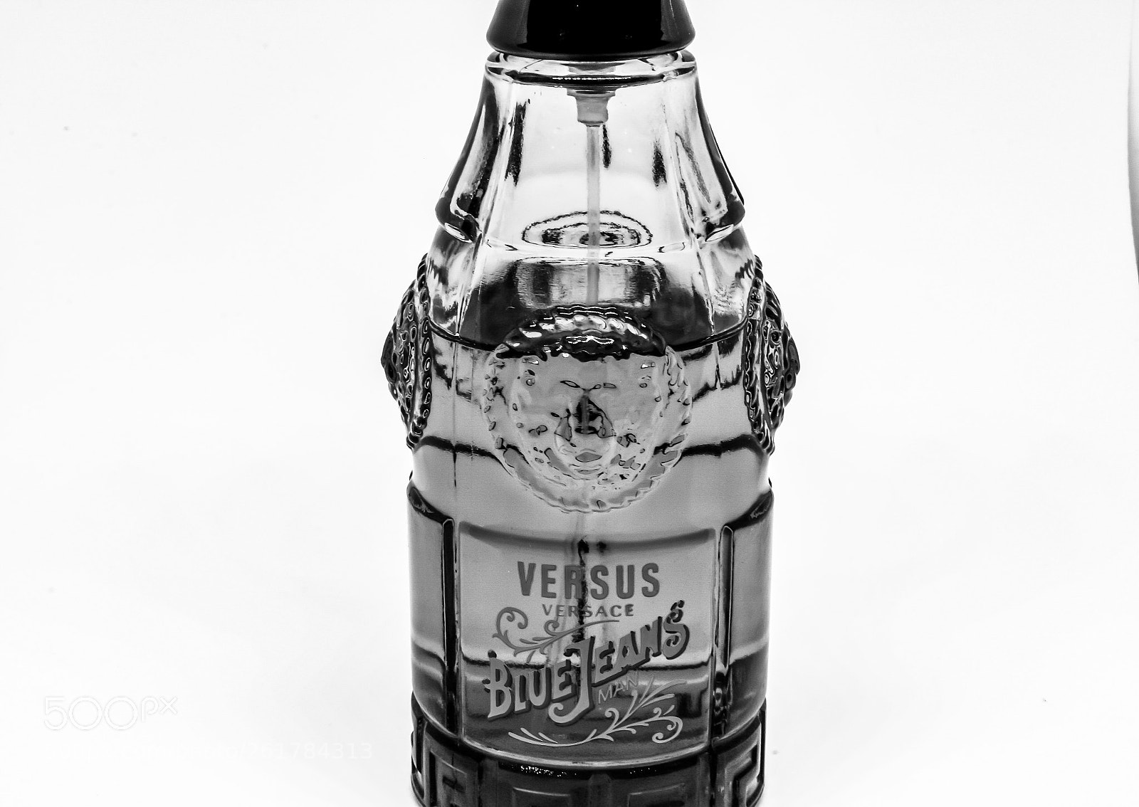 Canon EOS 70D sample photo. A fragrance bottle photography