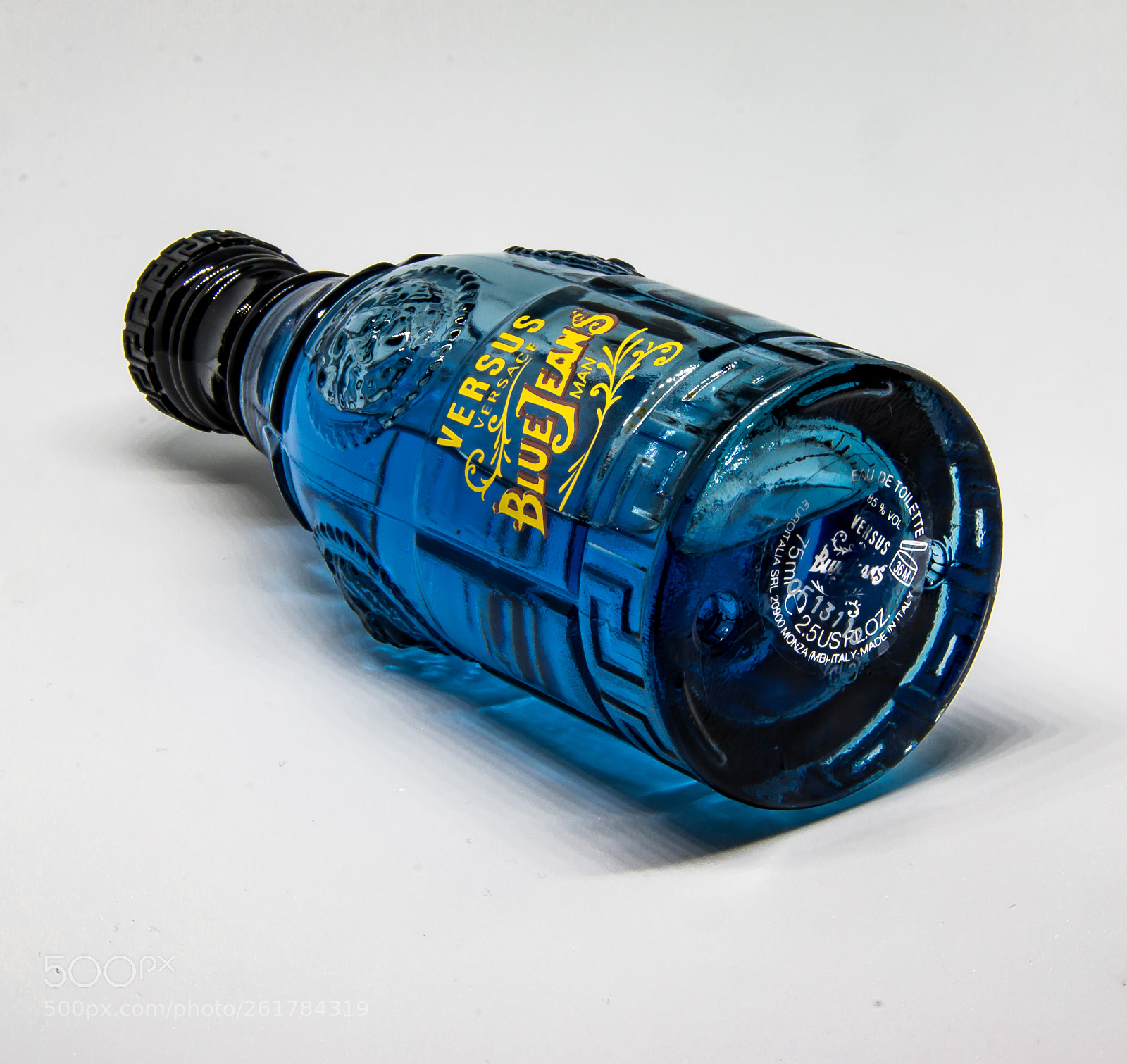 Canon EOS 70D sample photo. A fragrance bottle photography