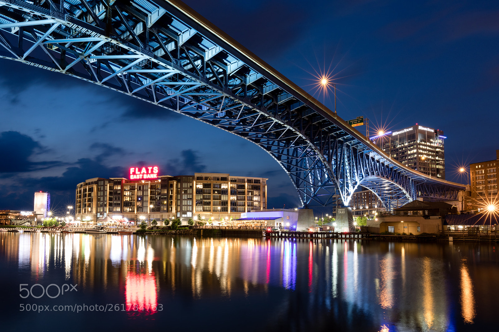 Canon EOS 5D Mark IV sample photo. The east bank photography