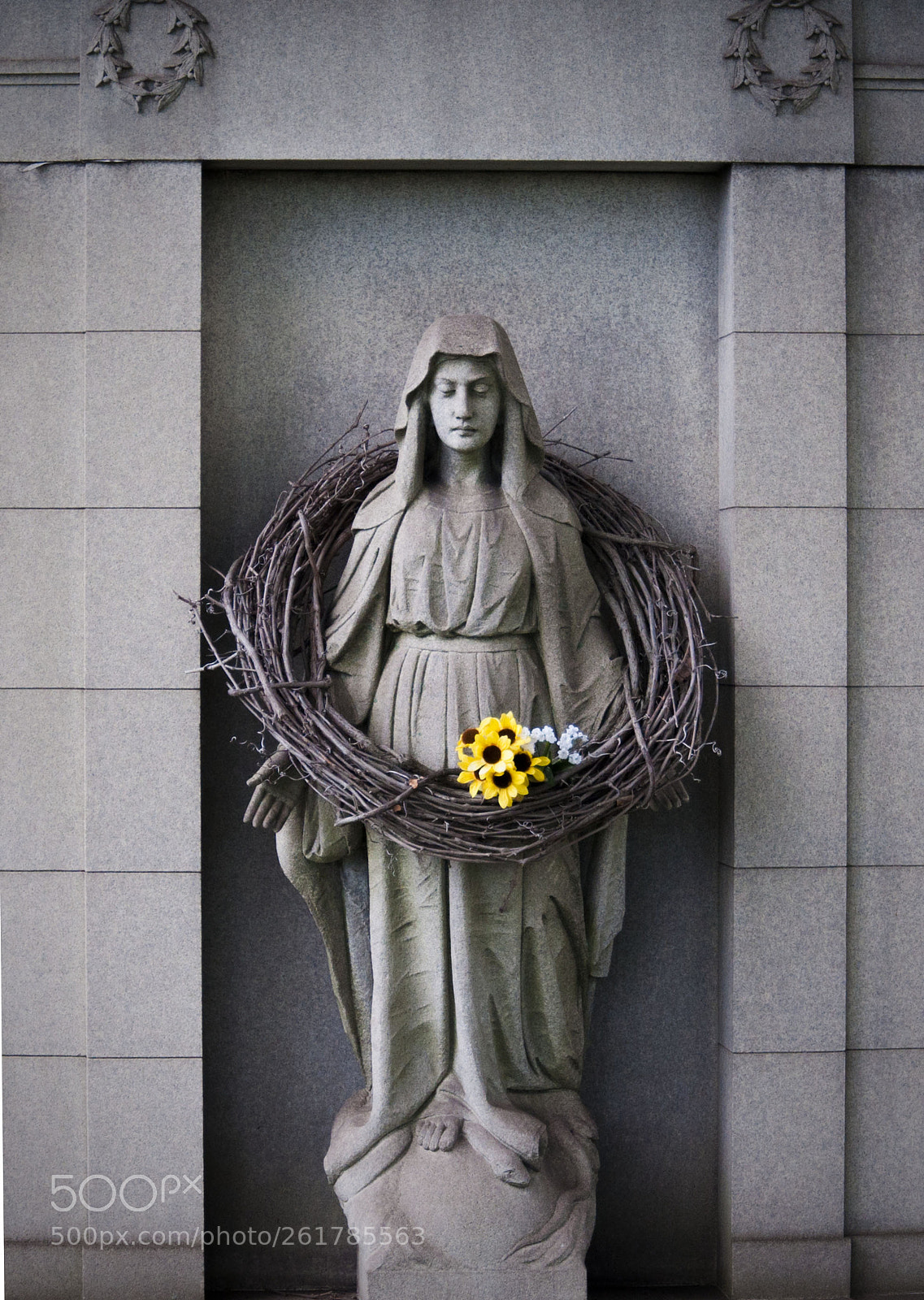 Nikon D90 sample photo. Mary wreath photography