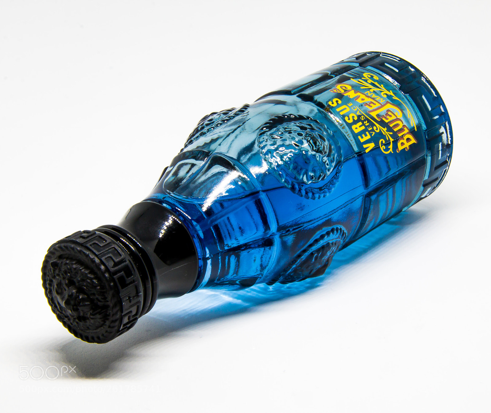 Canon EOS 70D sample photo. A bottle of designer photography