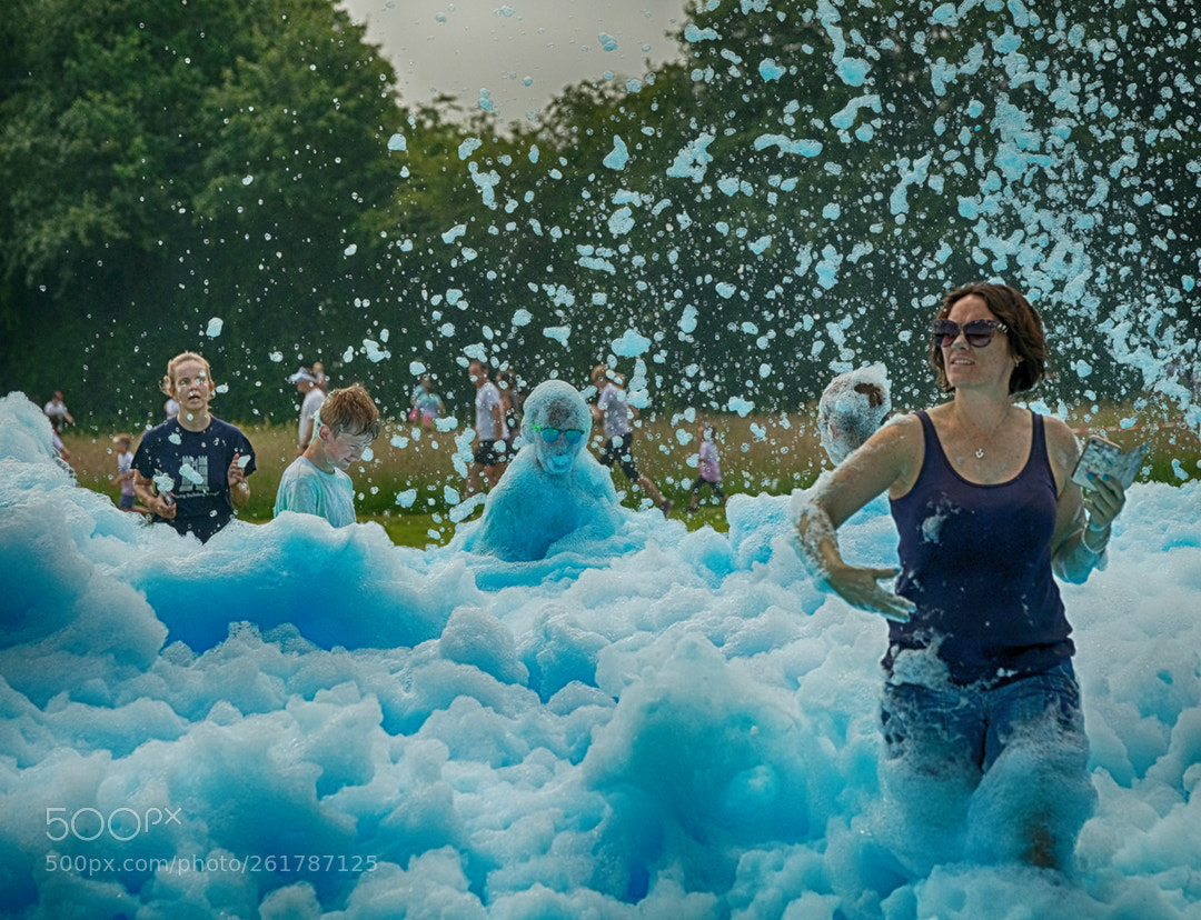Fujifilm X-T2 sample photo. Blue bubble rush 4568 photography