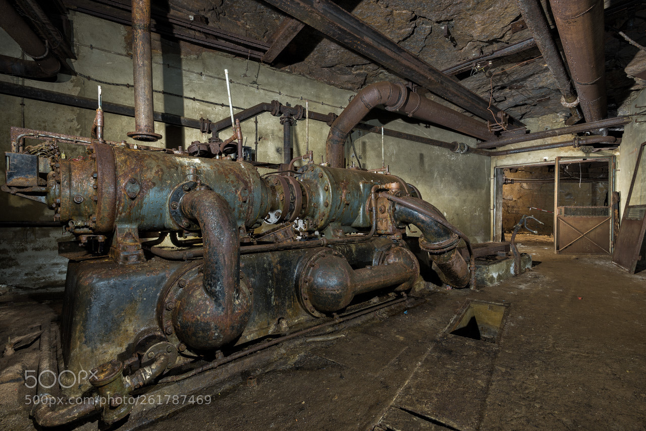 Nikon D600 sample photo. Compressor photography