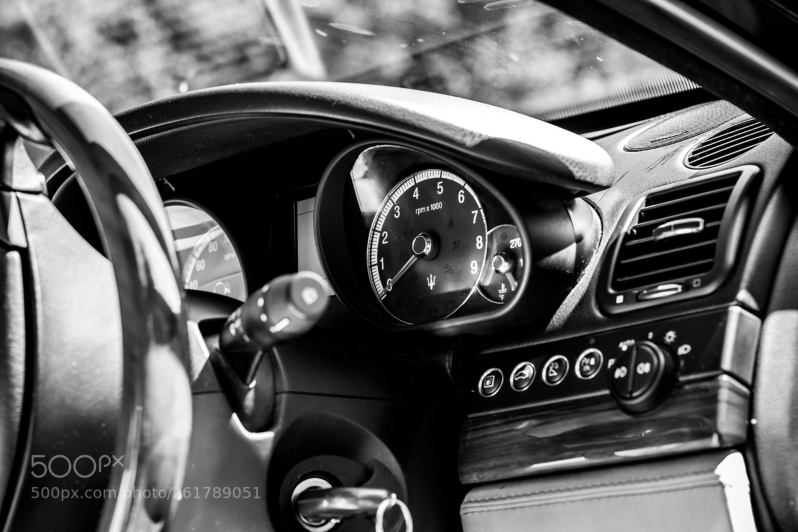 Canon EOS 70D sample photo. Maserati quattroporte photography