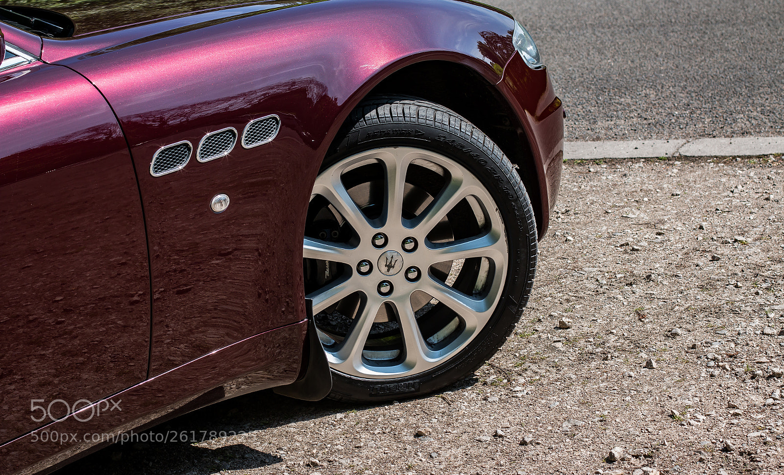 Canon EOS 70D sample photo. Maserati quattroporte photography