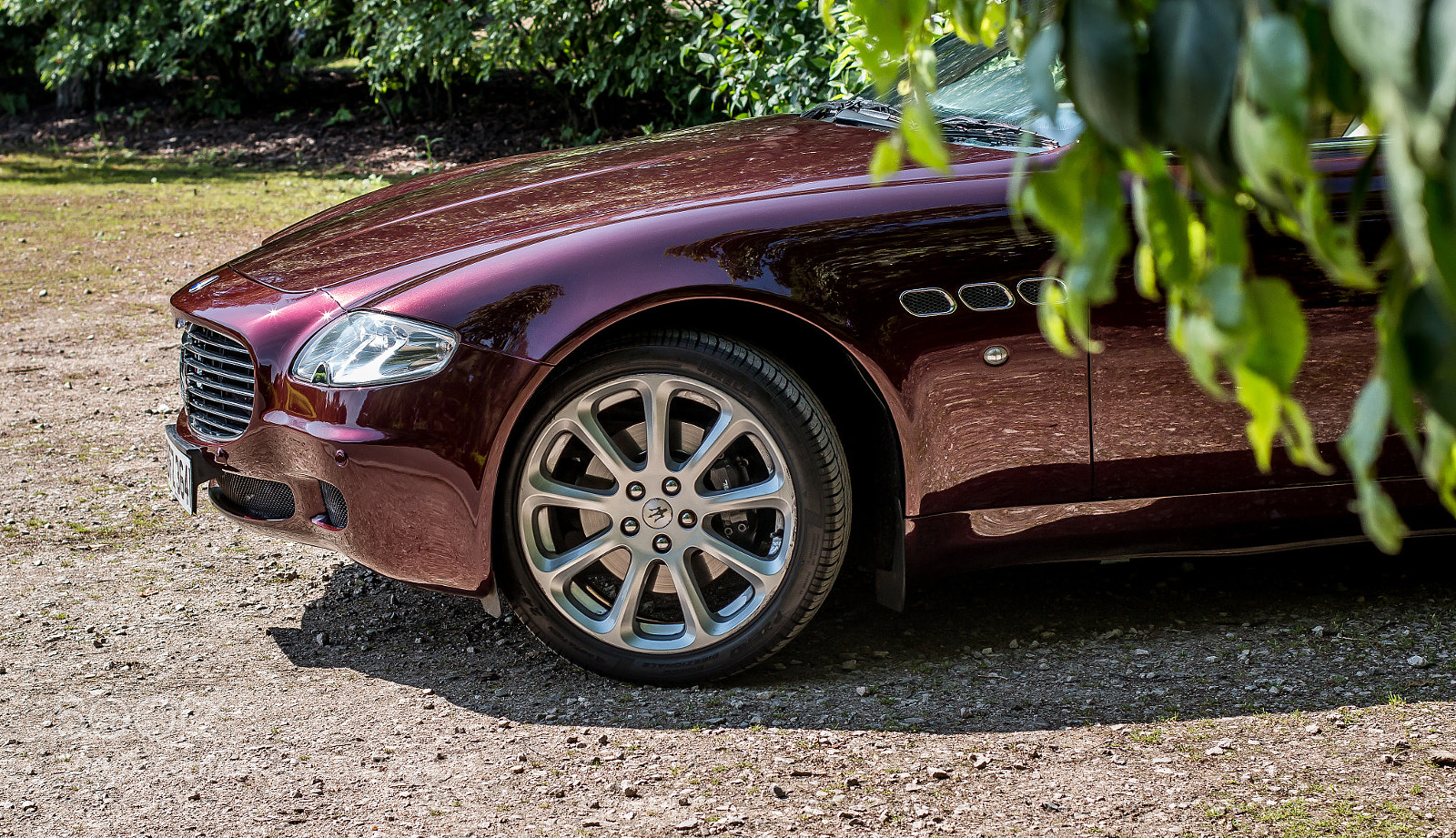 Canon EOS 70D sample photo. Maserati quattroporte photography