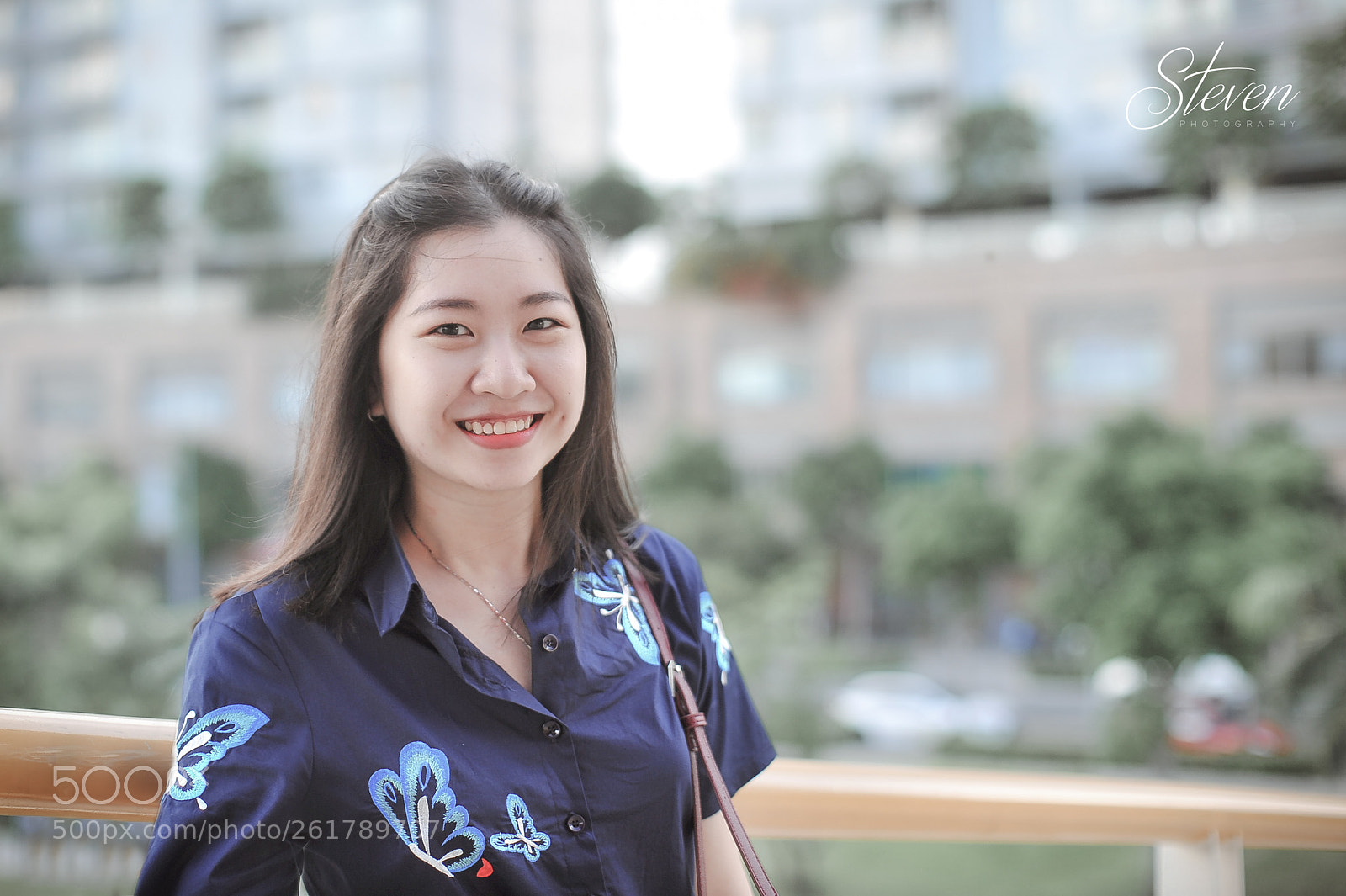 Nikon D700 sample photo. A smile that make photography