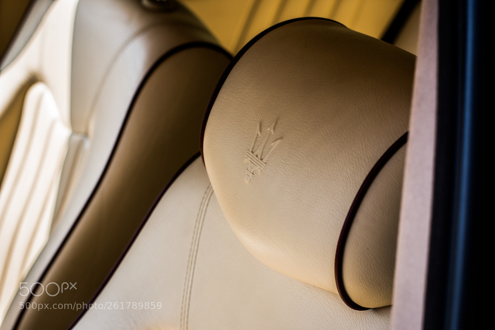 Canon EOS 70D sample photo. Maserati quattroporte photography