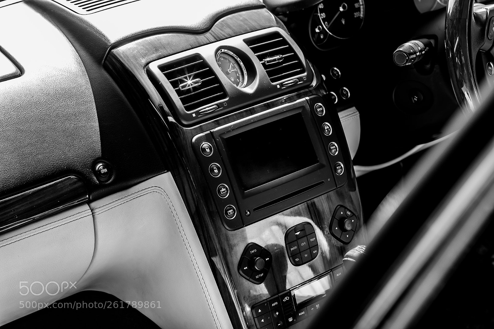 Canon EOS 70D sample photo. Maserati quattroporte photography