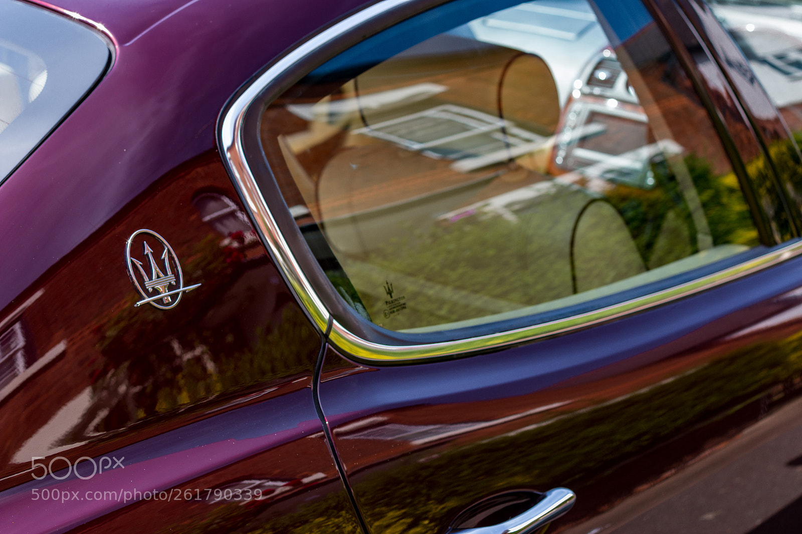 Canon EOS 70D sample photo. Maserati quattroporte photography