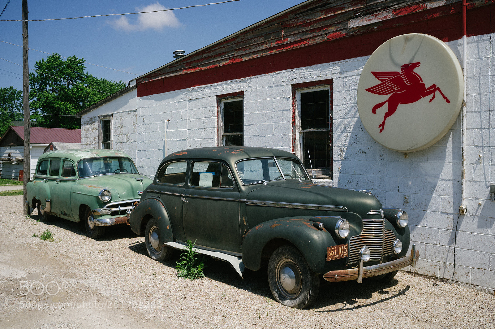 Fujifilm FinePix X100 sample photo. Parked photography