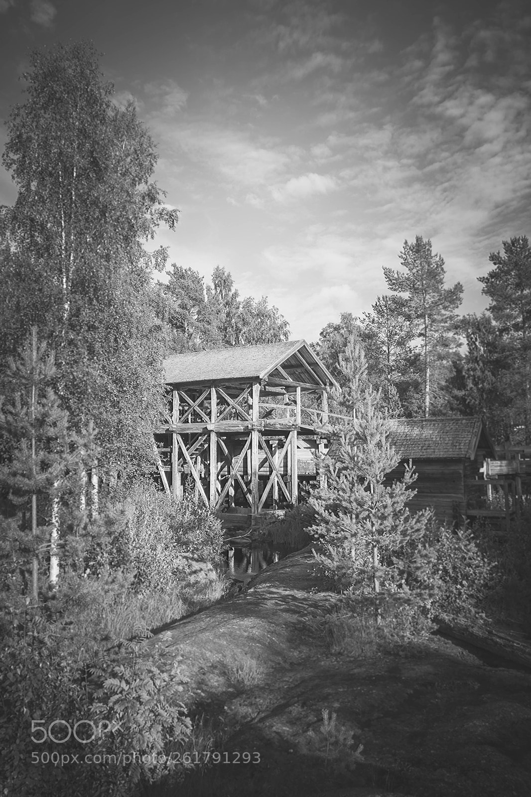 Canon EOS 750D (EOS Rebel T6i / EOS Kiss X8i) sample photo. Wooden structure  photography