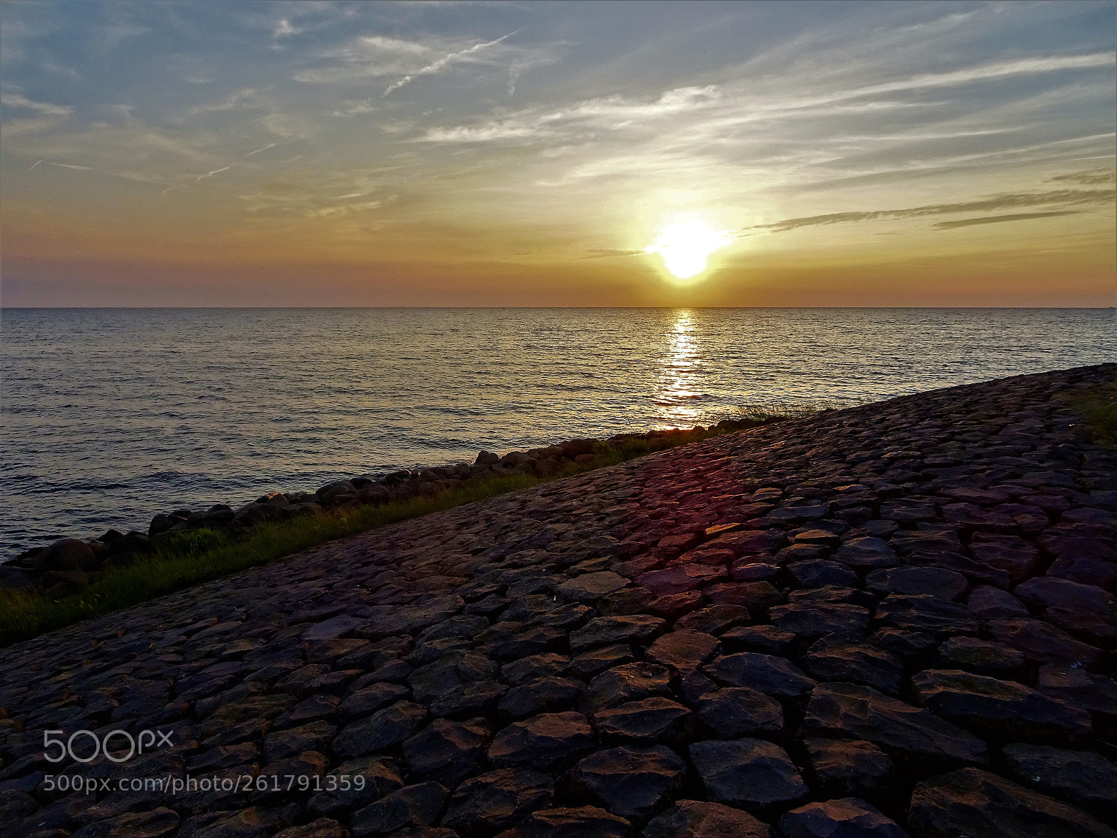 Sony Cyber-shot DSC-HX90V sample photo. Sunset  port urk photography