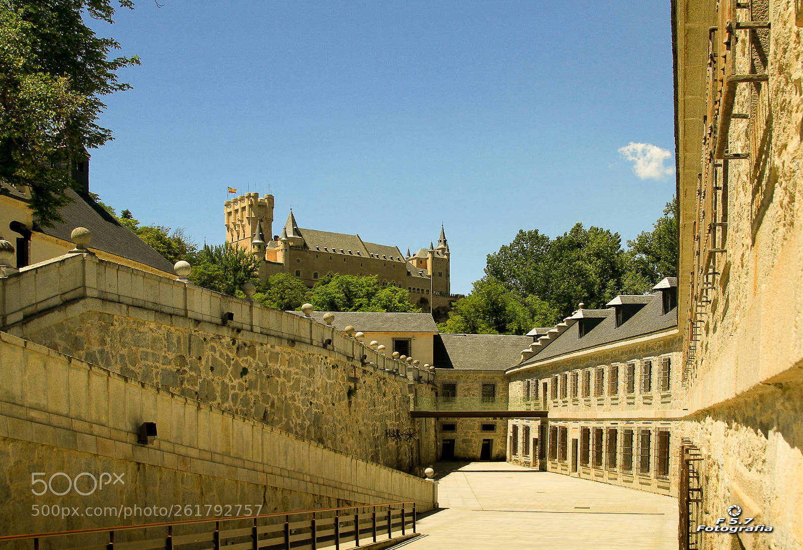 Canon EOS 7D sample photo. Real casa de moneda photography