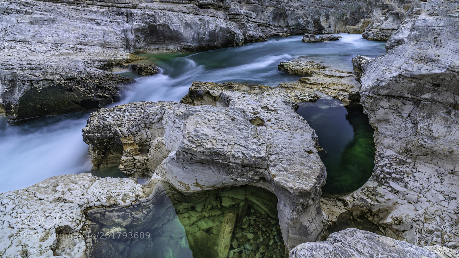 Sony a99 II sample photo. Green water photography