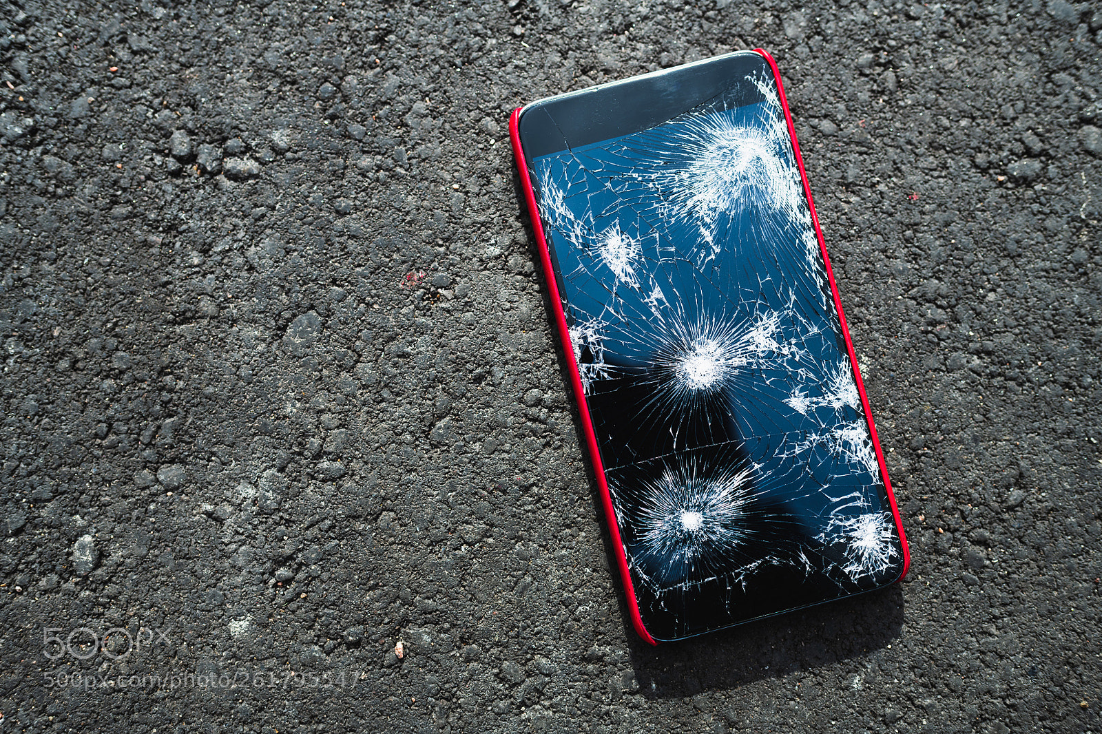 Nikon D850 sample photo. Smartphone with broken screen photography