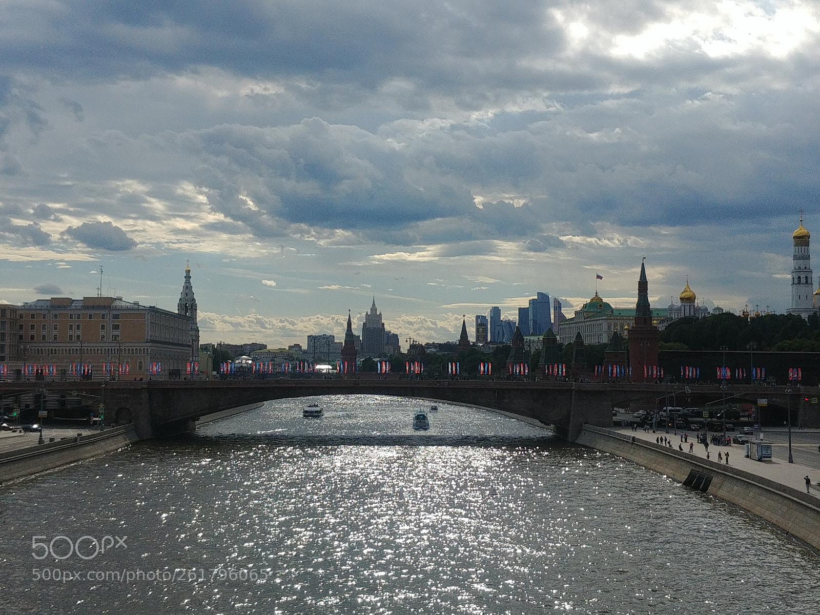 LG G6 sample photo. Moscow city photography