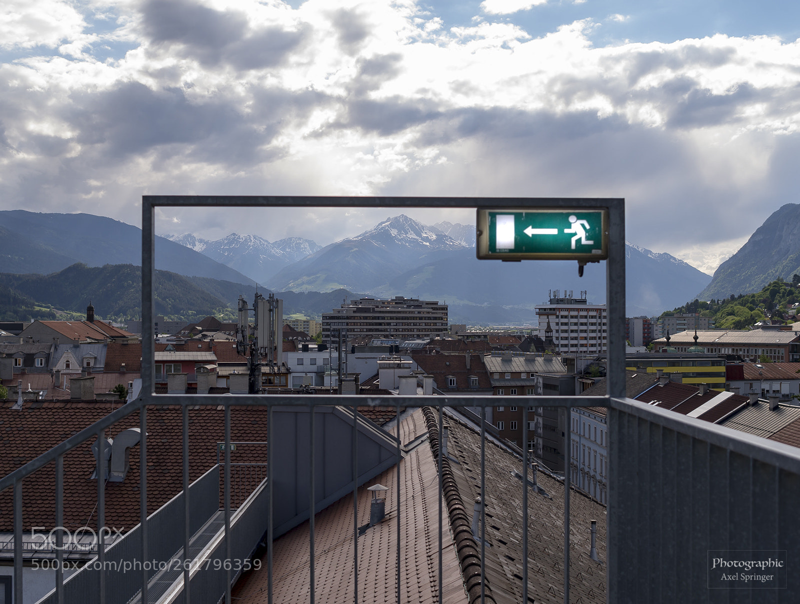 Leica X2 sample photo. Escape photography