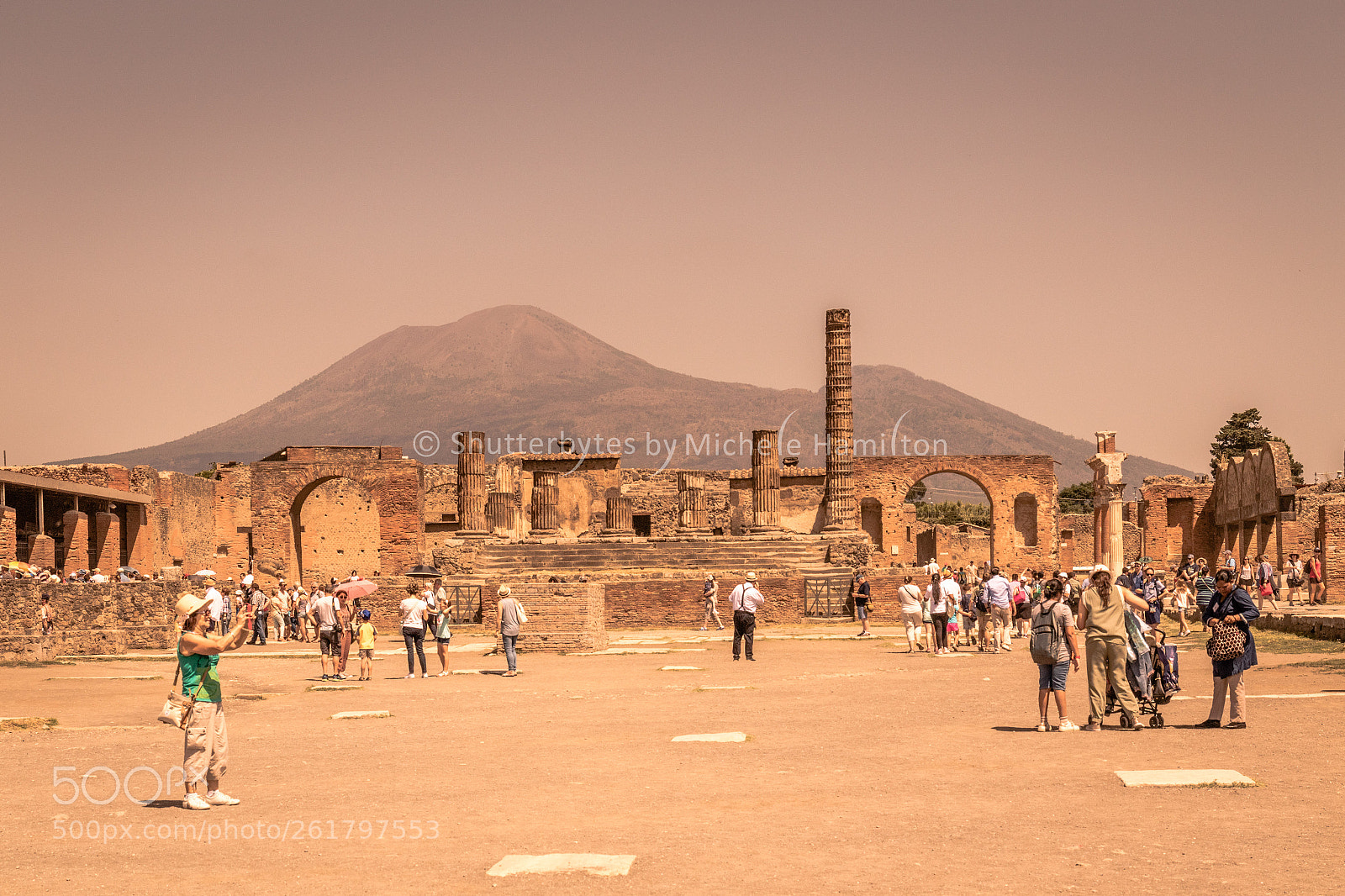 Canon EOS 7D Mark II sample photo. Pompei's main forum. photography