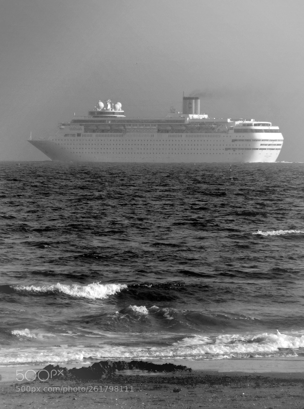 Nikon Coolpix L610 sample photo. Bonne voyage! photography