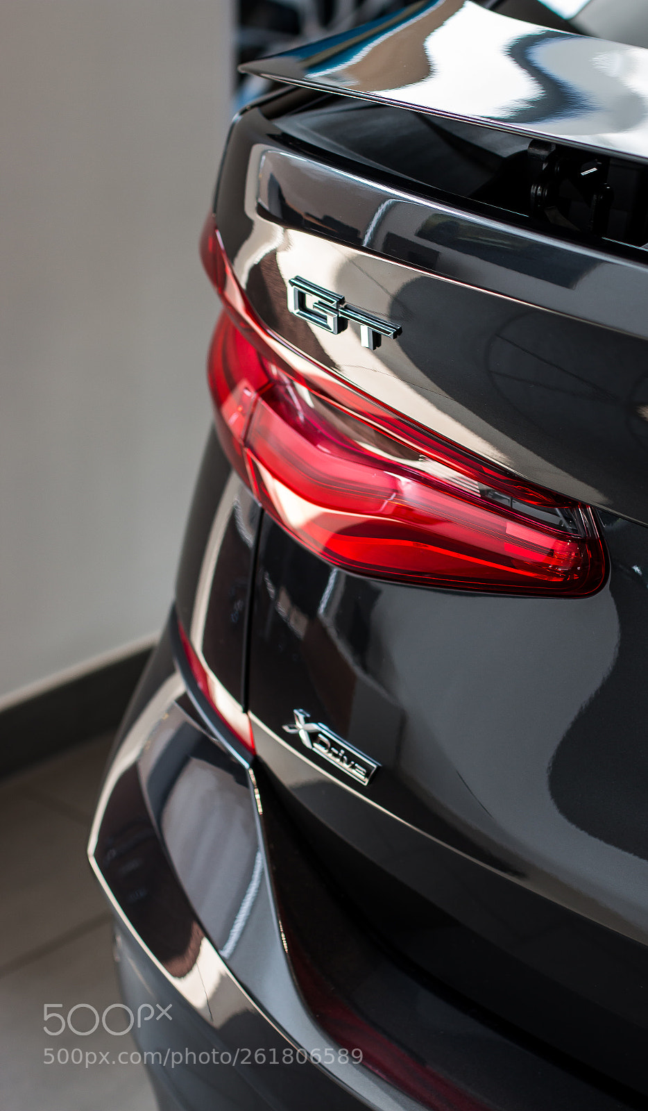 Canon EOS 70D sample photo. A modern bmw photography