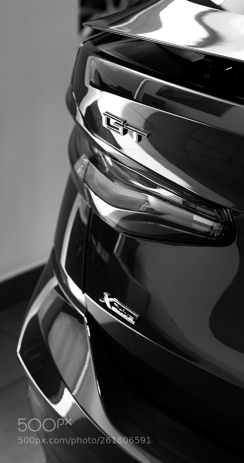 Canon EOS 70D sample photo. A modern bmw photography