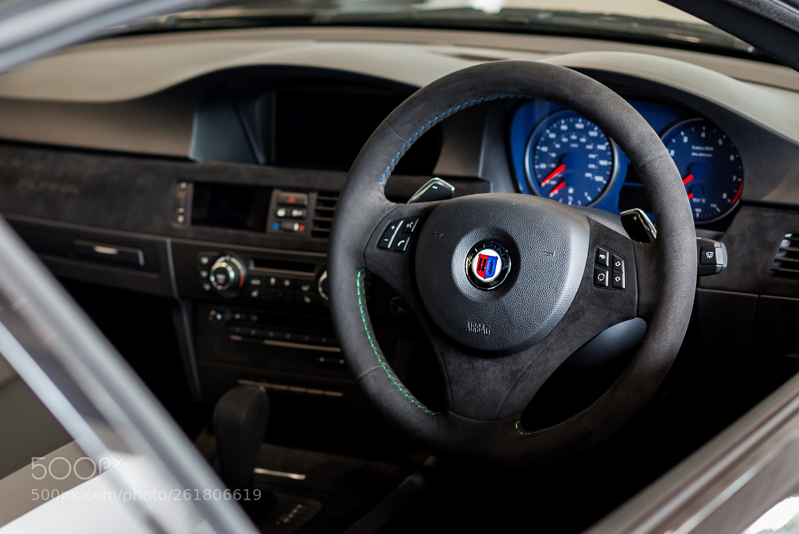 Canon EOS 70D sample photo. The interior of an photography