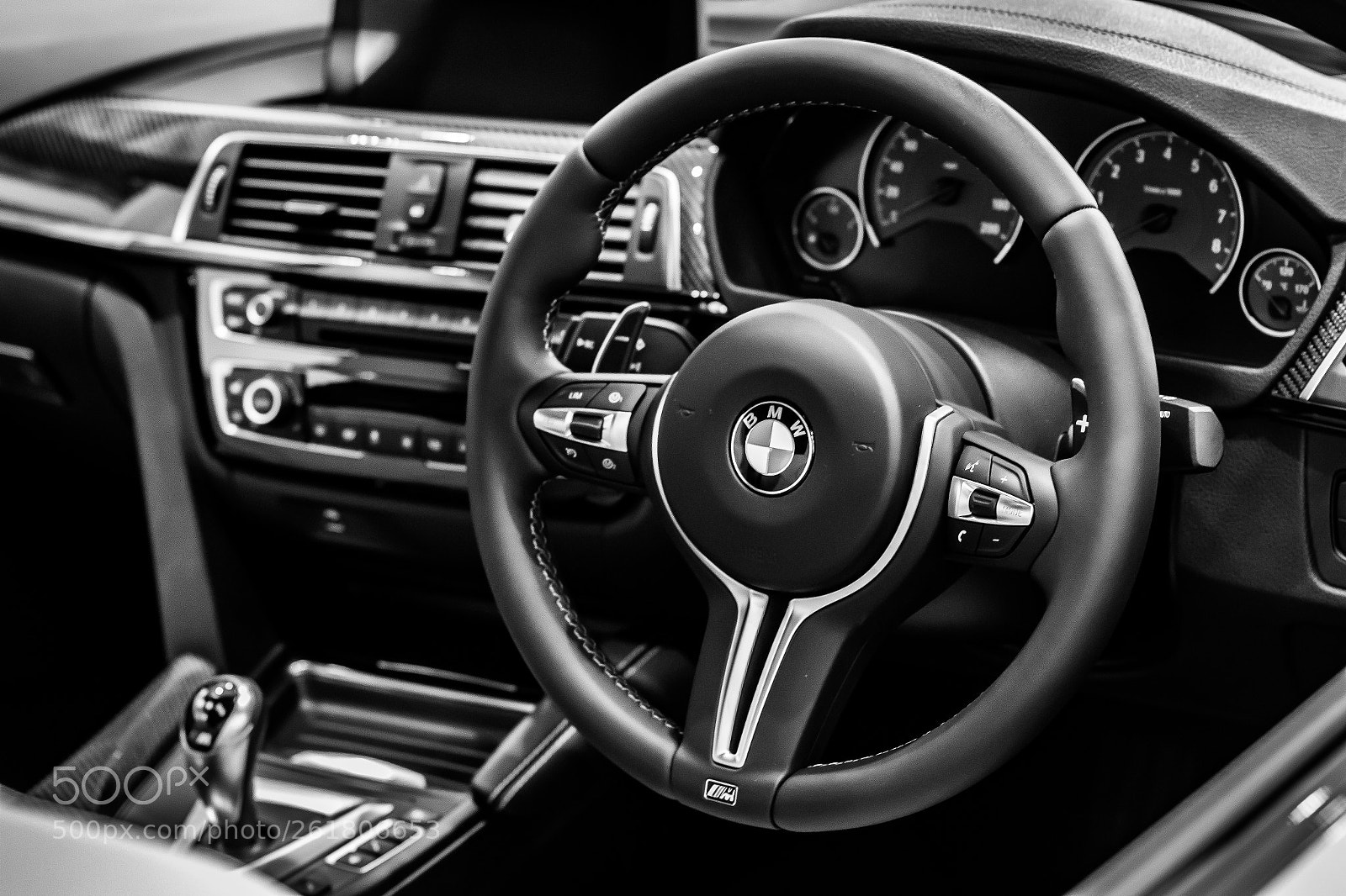 Canon EOS 70D sample photo. The interior of a photography