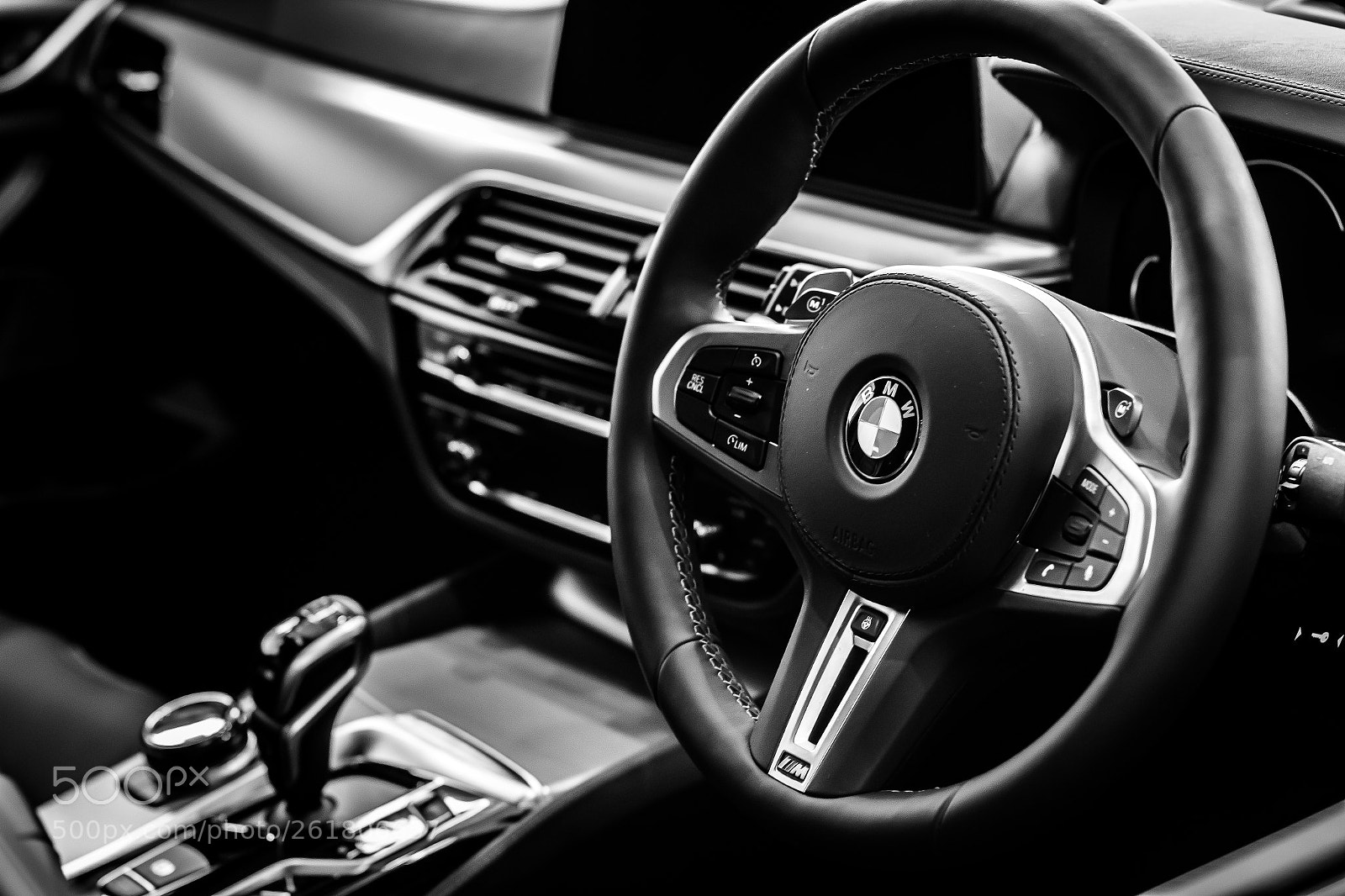 Canon EOS 70D sample photo. The interior of a photography