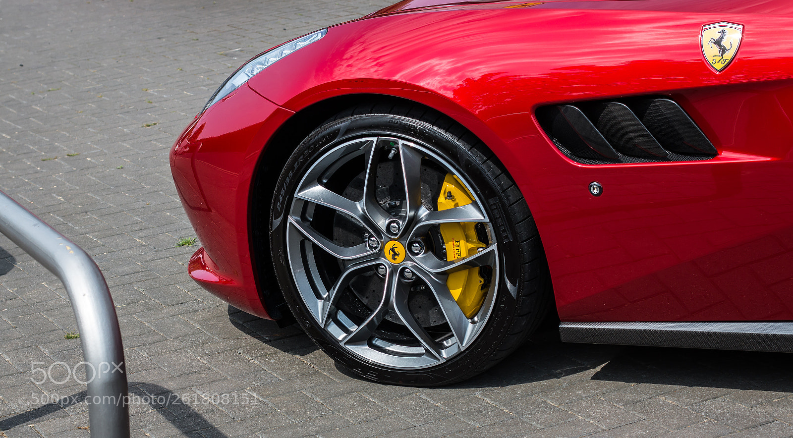 Canon EOS 70D sample photo. Ferrari gtc4 lusso t photography
