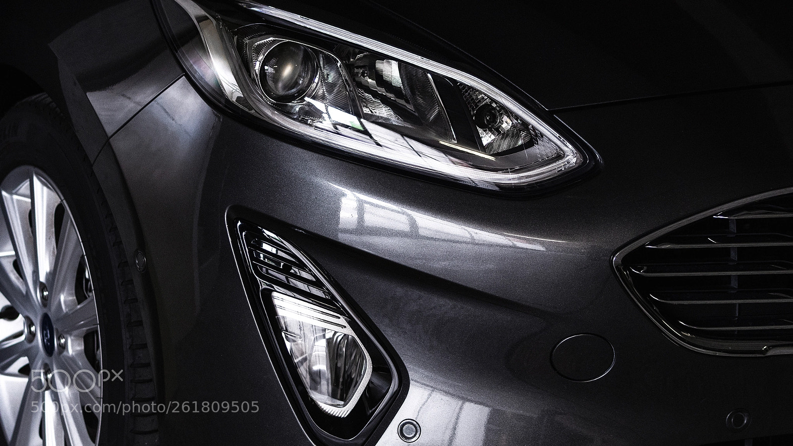 Canon EOS 80D sample photo. Just a car photography