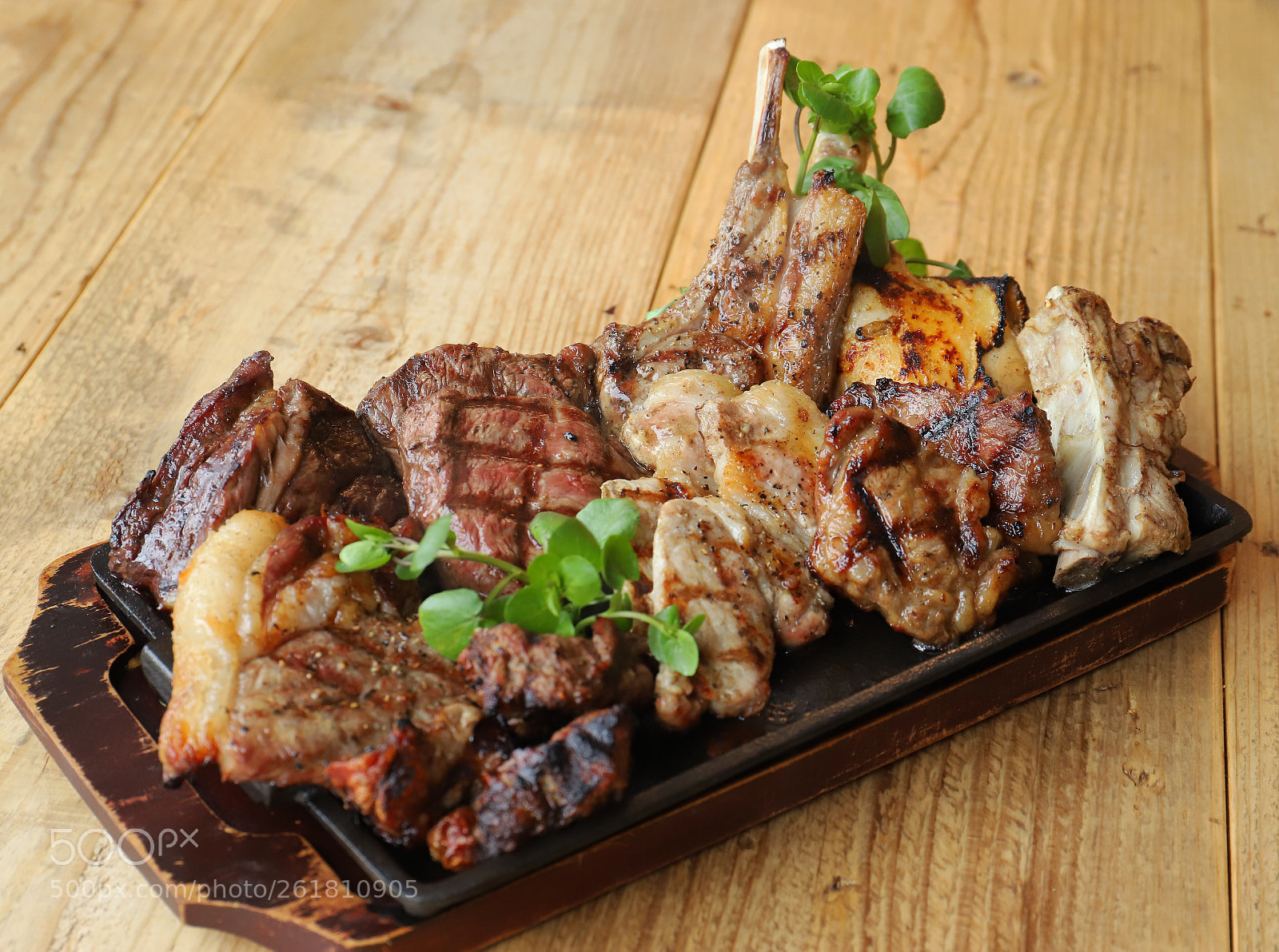 Canon EOS 6D Mark II sample photo. Assorted meat photography