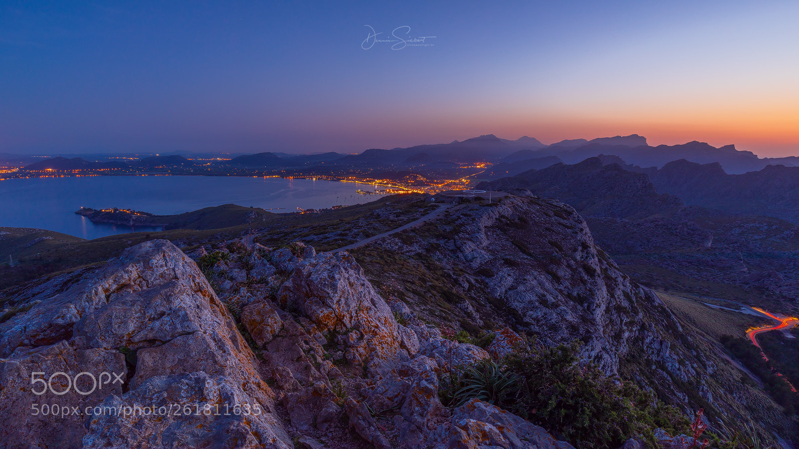 Canon EOS 5D Mark IV sample photo. View to port de photography