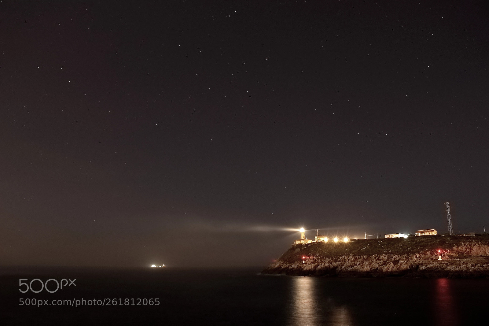 Canon EOS 100D (EOS Rebel SL1 / EOS Kiss X7) sample photo. Night at the lighthouse photography