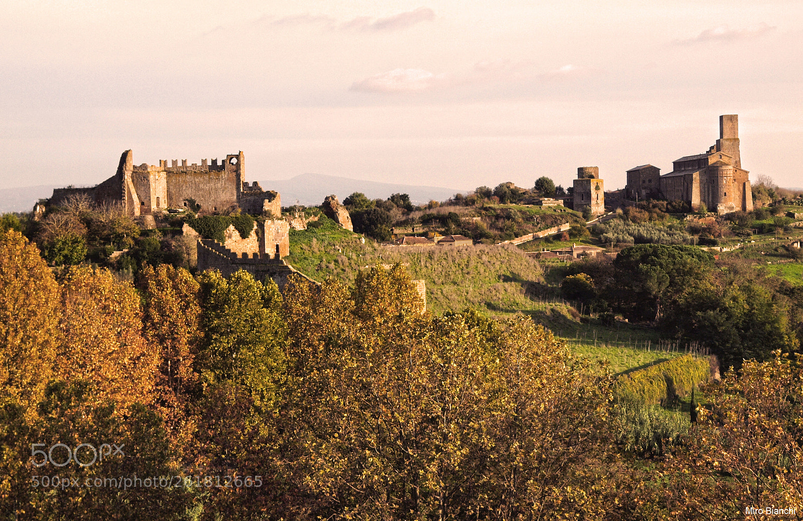 Olympus E-30 sample photo. Tuscania photography