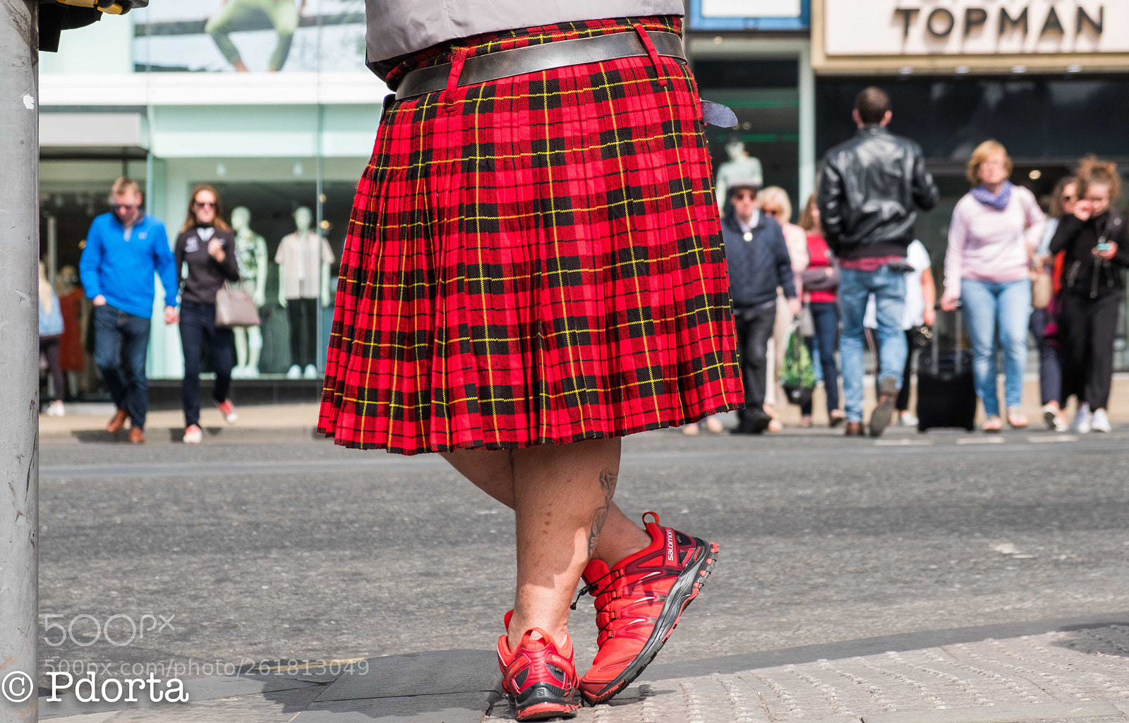 Fujifilm X-Pro2 sample photo. Street photography in scotland photography