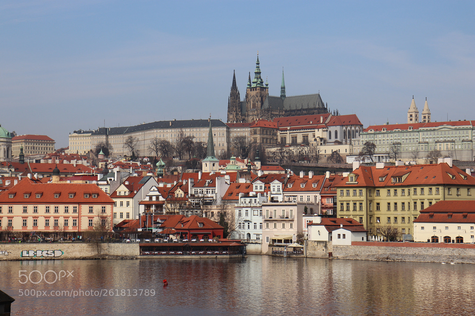 Canon EOS 77D (EOS 9000D / EOS 770D) sample photo. Castle on the hill photography