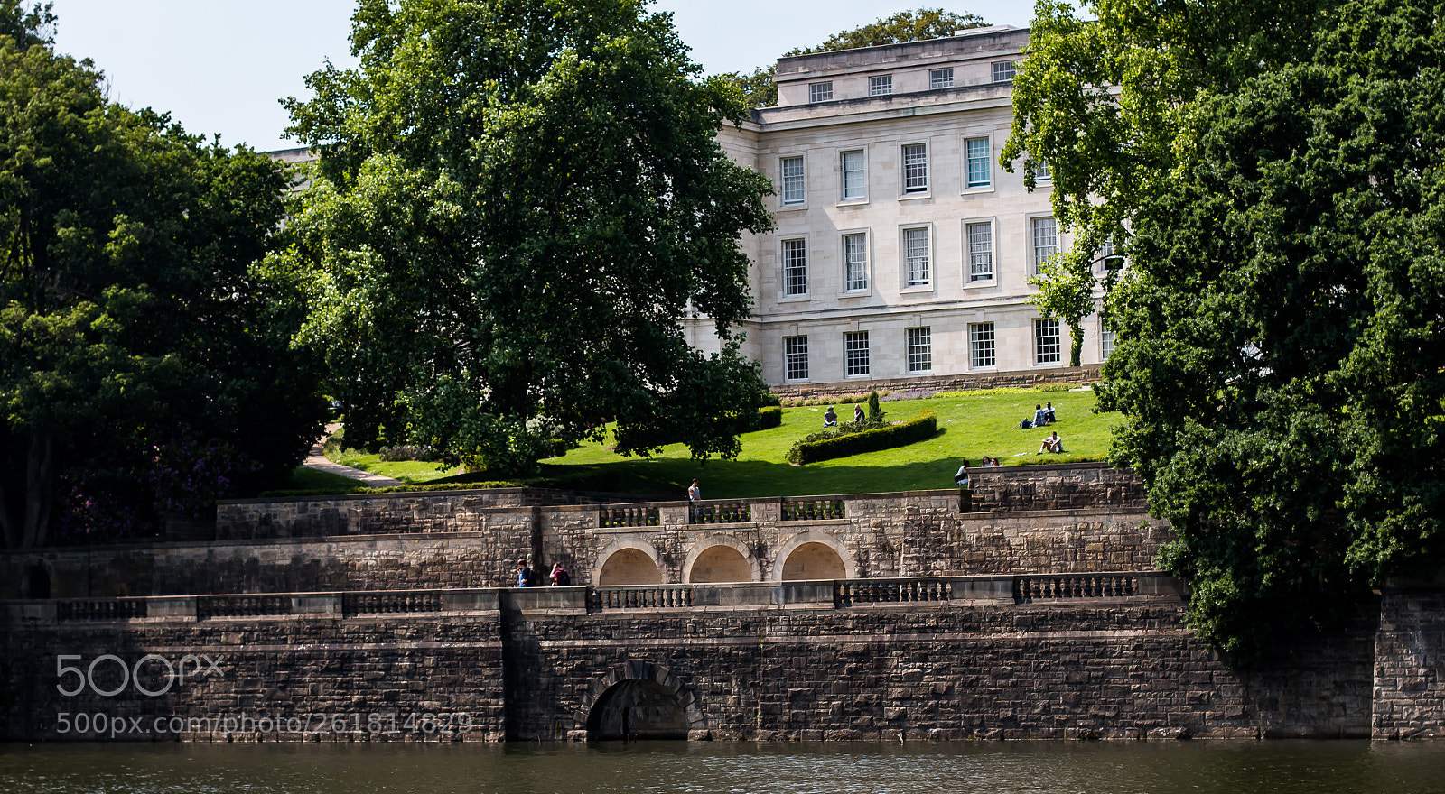 Canon EOS 70D sample photo. A white historic building photography