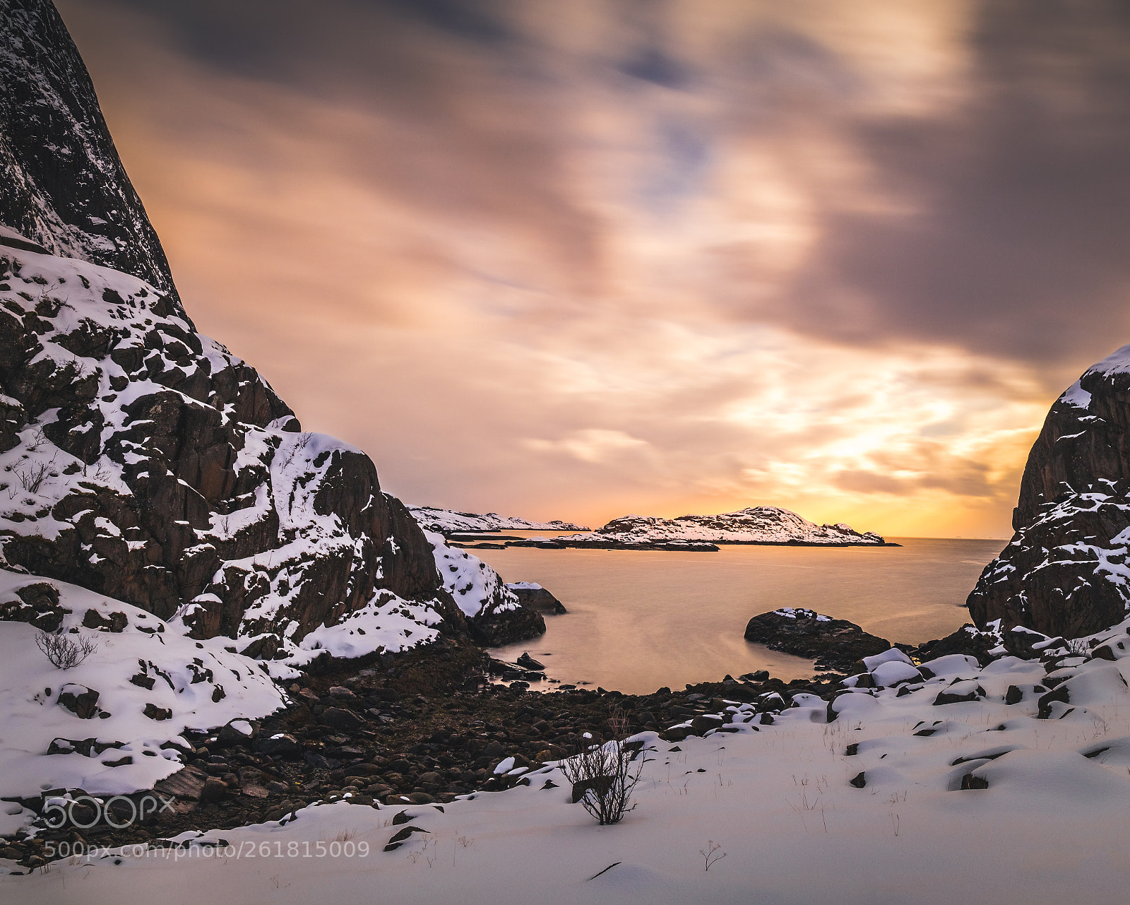 Canon EOS 6D Mark II sample photo. Shine through - lofoten photography