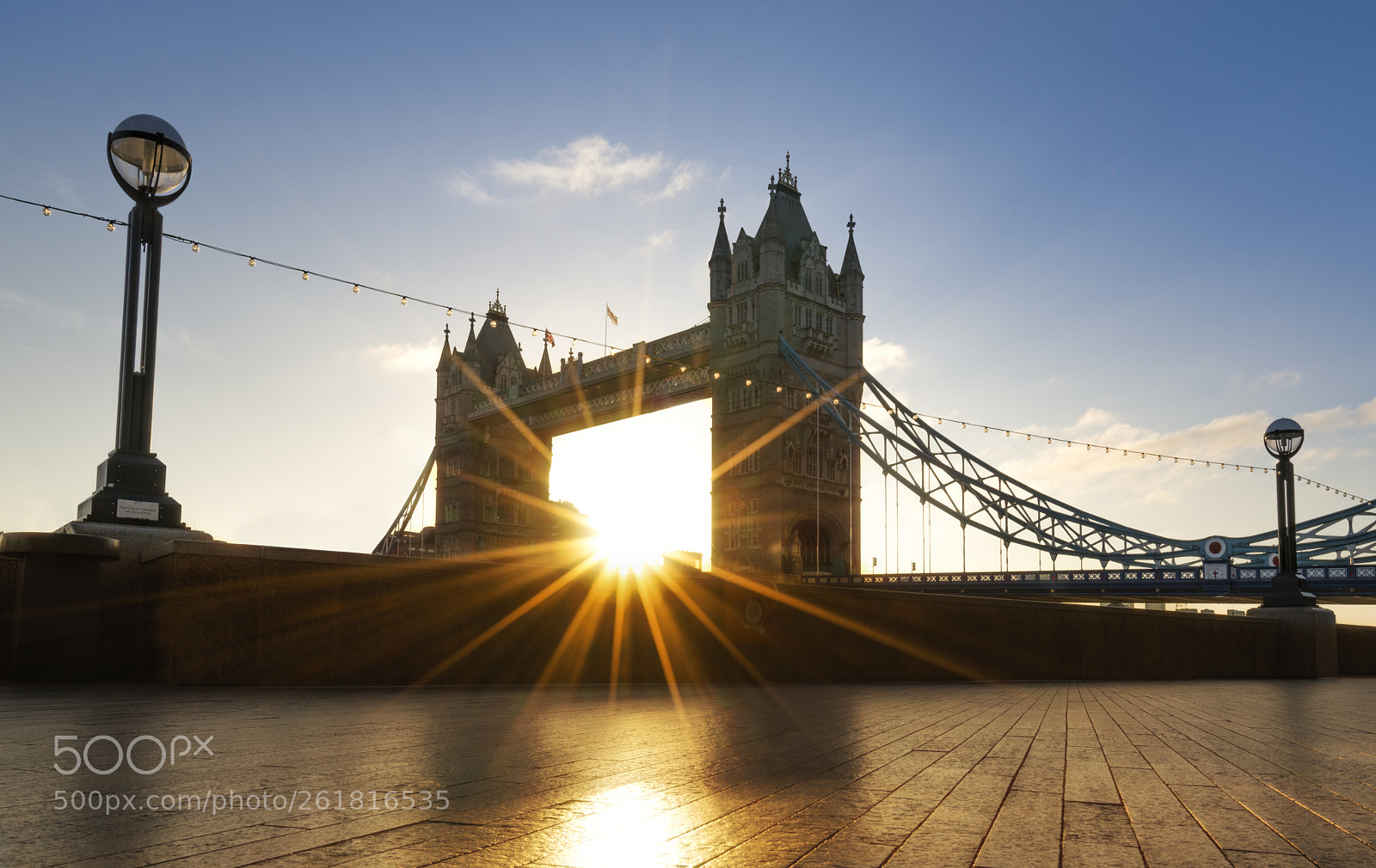 Sony a7R II sample photo. The light in the photography
