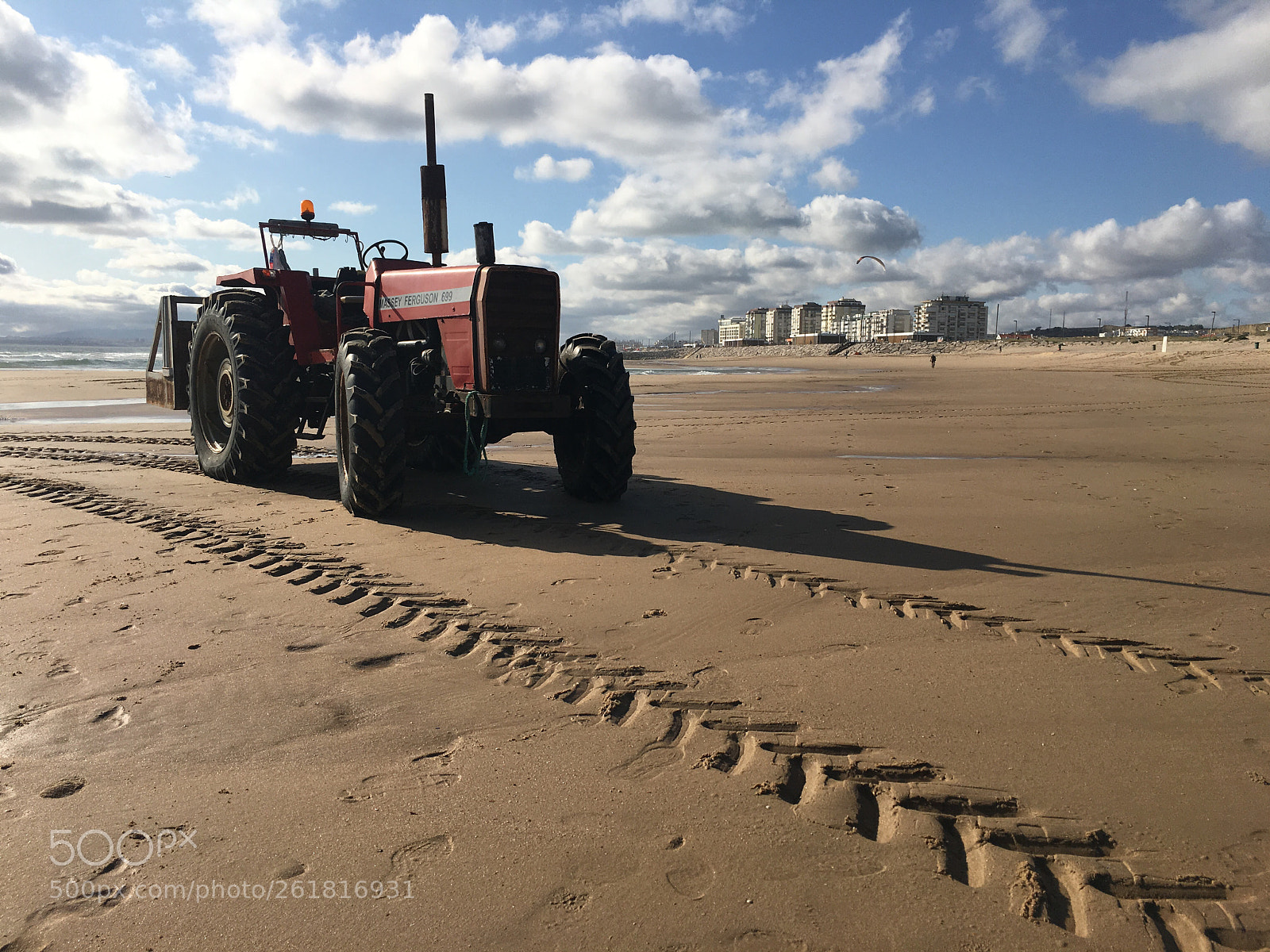 Apple iPhone 6s Plus sample photo. Beach tractor photography