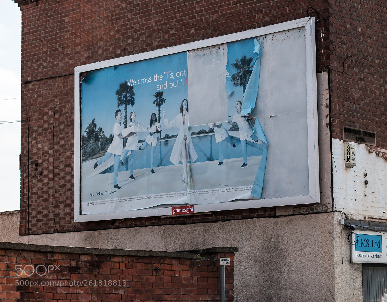 Canon EOS 70D sample photo. A a disused advertising photography