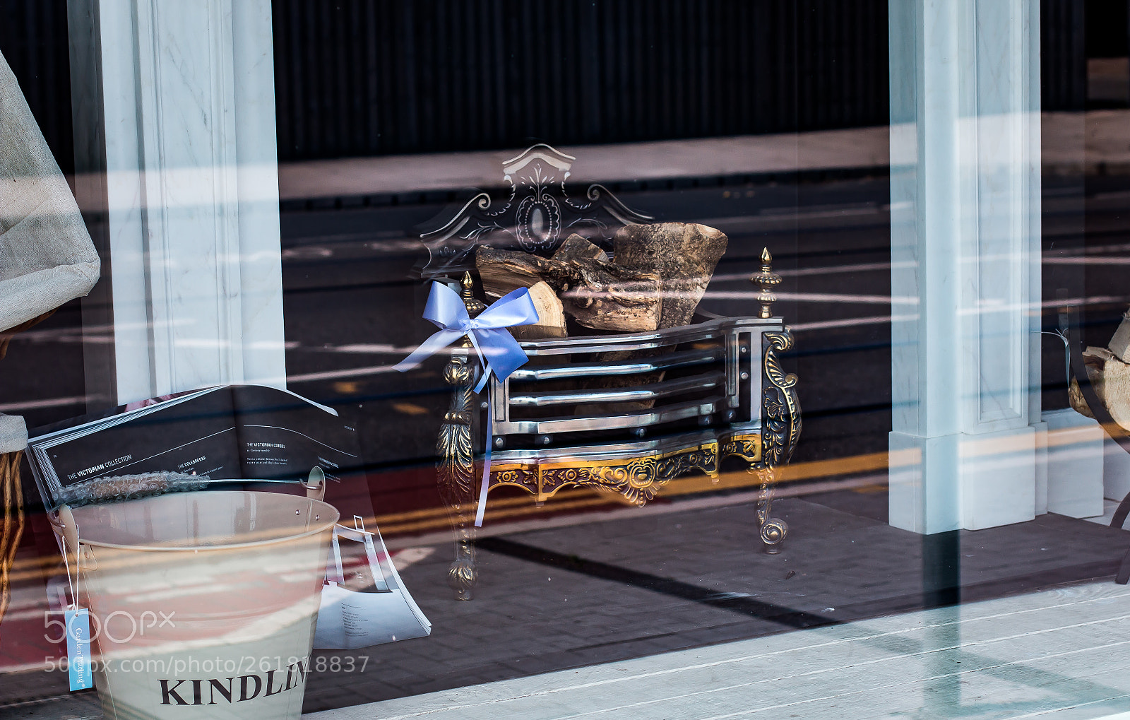 Canon EOS 70D sample photo. A fireplace in a photography