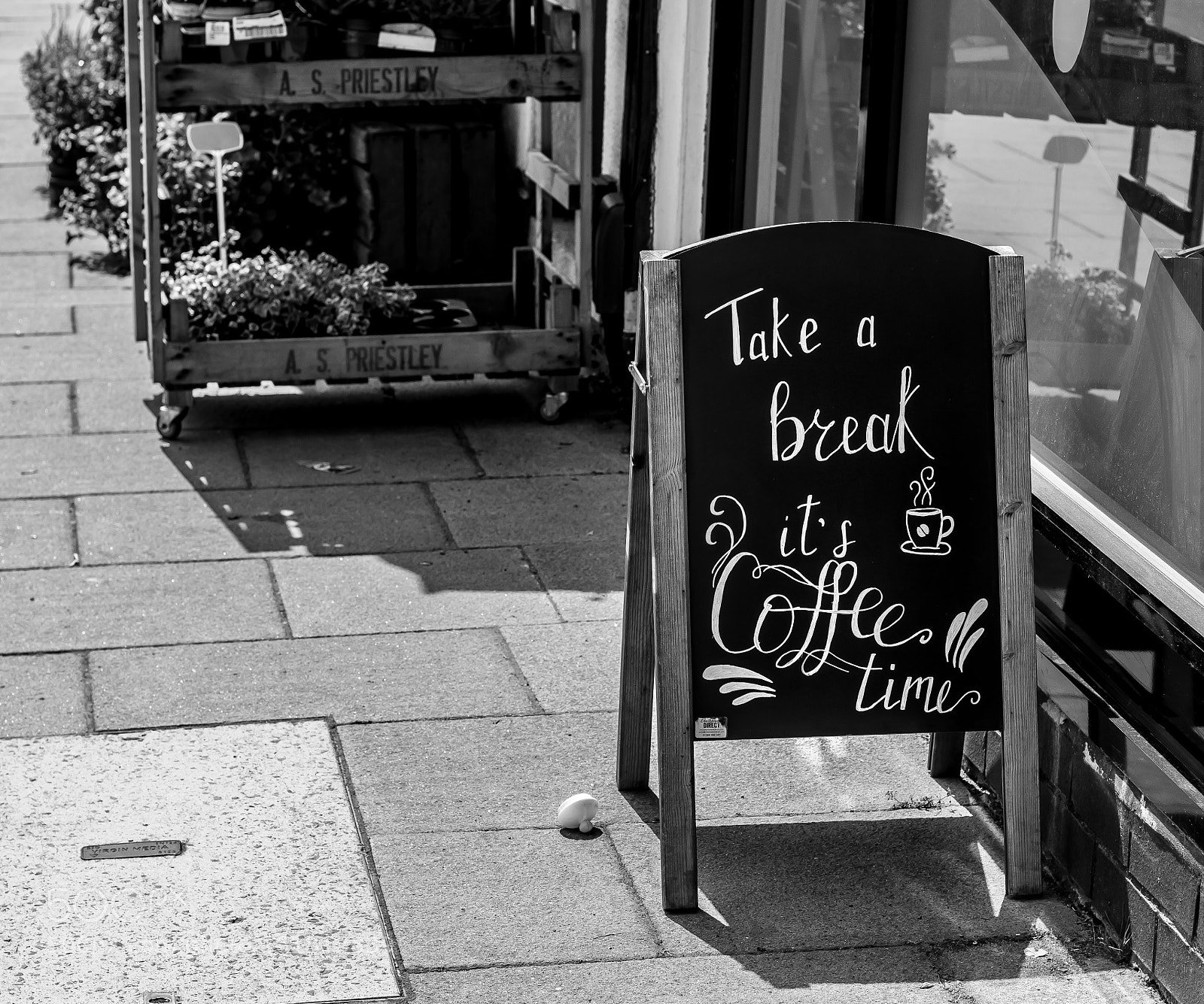 Canon EOS 70D sample photo. A sign outside of photography
