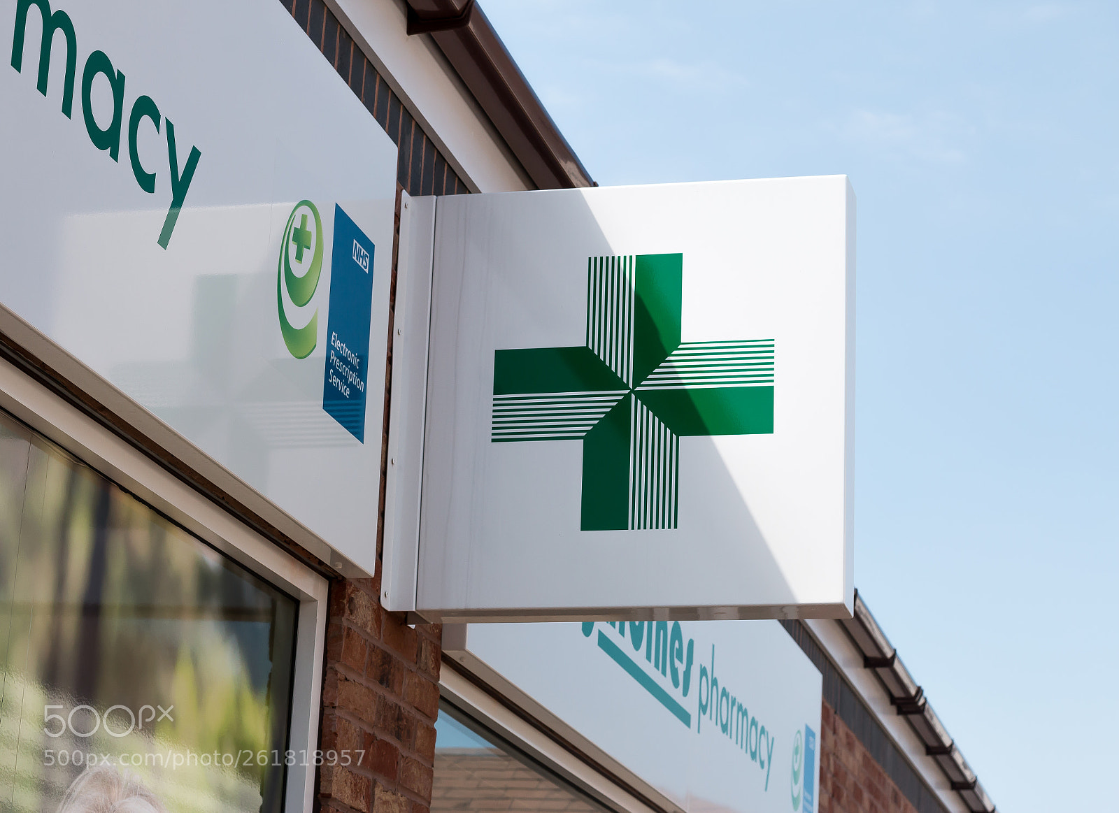 Canon EOS 70D sample photo. A healthcare sign photography