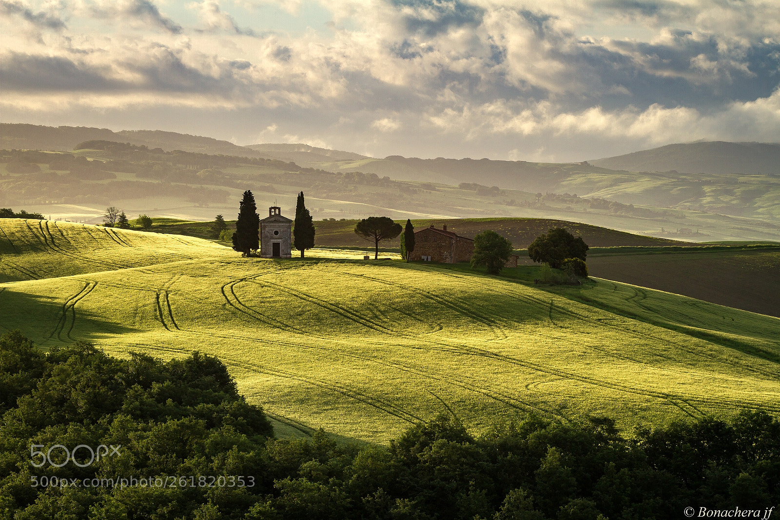 Canon EOS 7D sample photo. La chapelle de vitaletta photography