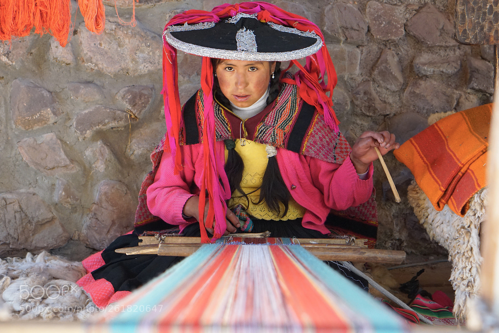 Sony a6000 sample photo. Weaving woman photography